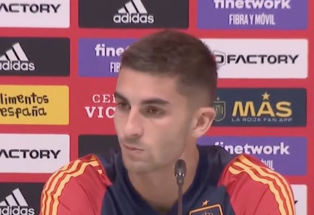 Ferran Torres: Me and the coach’s daughter? No pressure