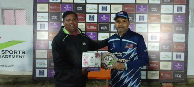 Mahesh and Nitin stars for AZB in Turf Silf Cricket League