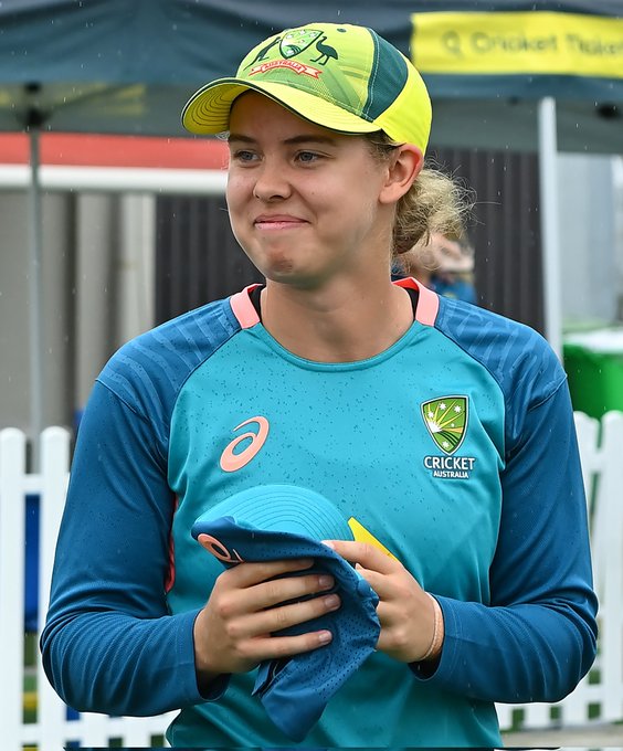 Litchfield powered Australia Women to a 10-wicket victory